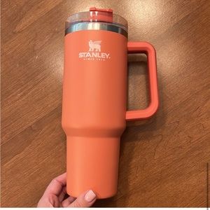 Tangerine orange 40 ounce Stanley